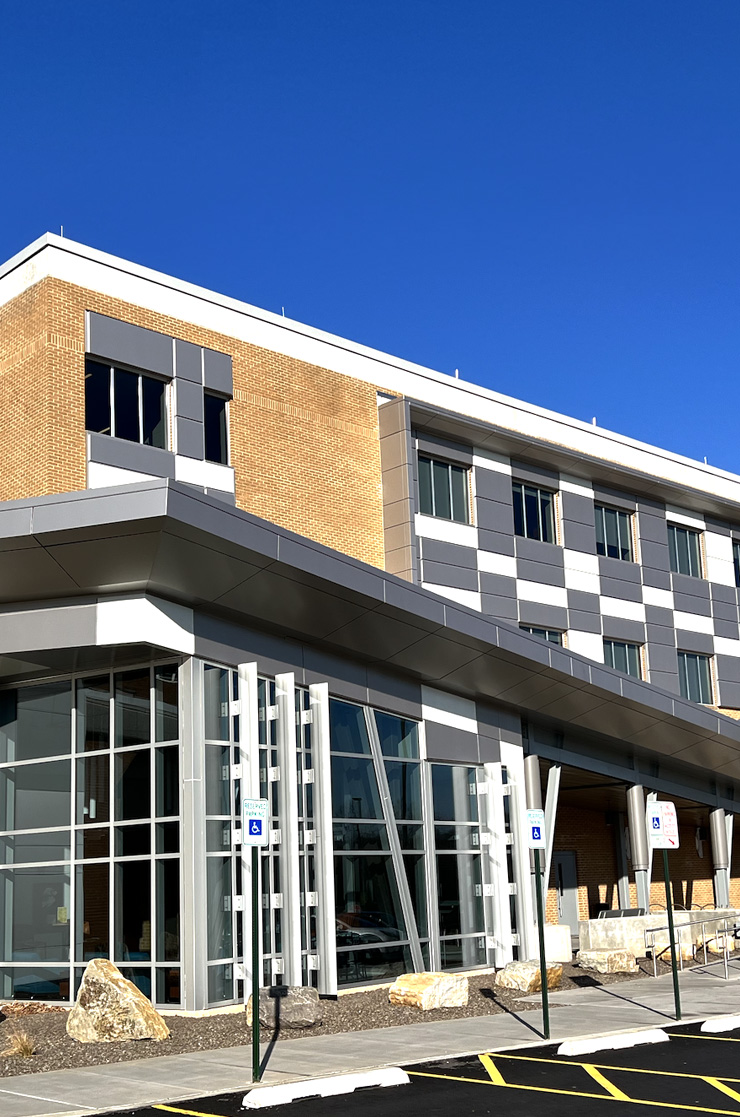 Photo of the d'Vinci building at the Hagerstown Community College CBES